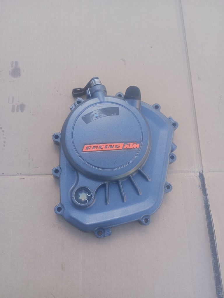Pokrywa dekiel kapa misa olejowa silnika RC KTM Duke 125 17 – 23r 1.SA