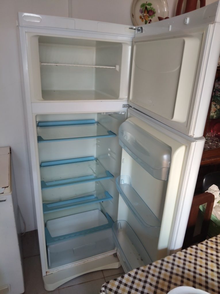 Frigorífico em Luz de Tavira