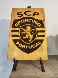 Placa de Madeira com Símbolo do Sporting