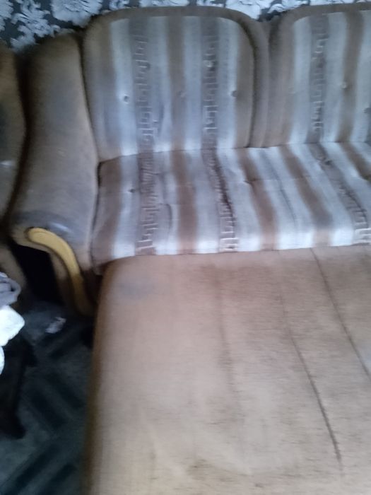 Кутовий диван з кріслом