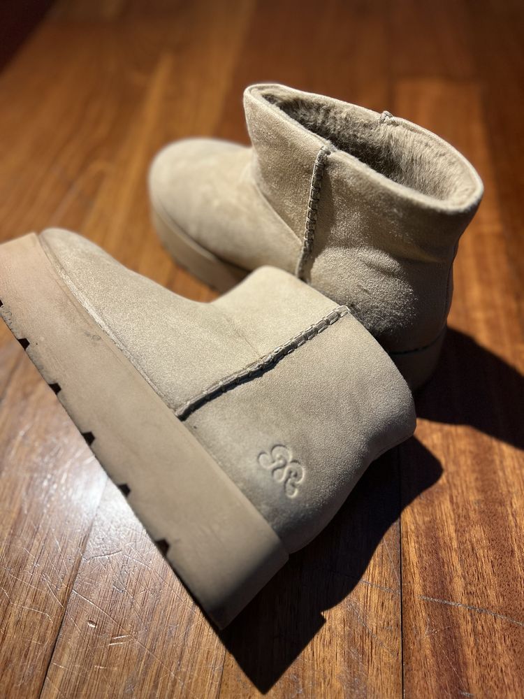 Botas camurça castanhas Pull&Bear plataforma