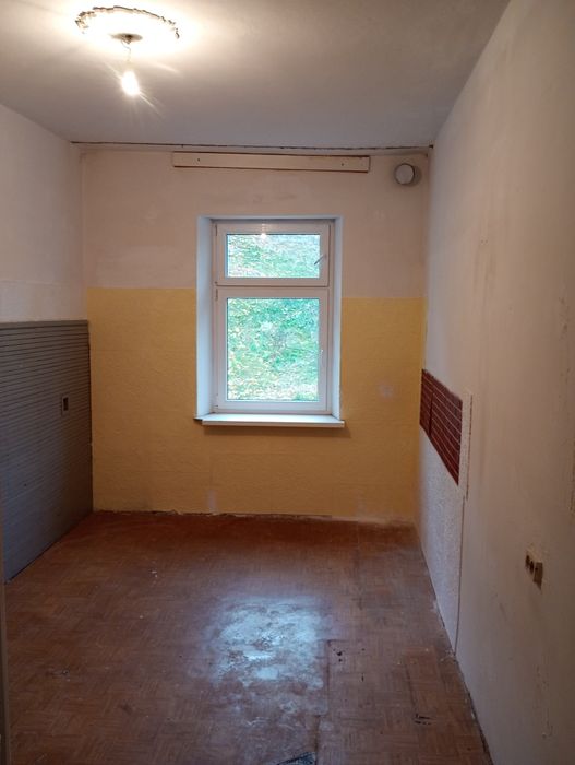 Mieszkanie Wałbrzych kawalerka bez pośredników, zadbany budynek