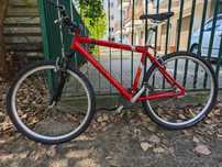 Sprzedam używany czerwony rower Superior MTB - gotowy do jazdy!