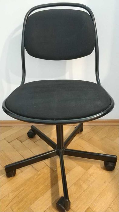 Krzesło IKEA w dobrym stanie, używane