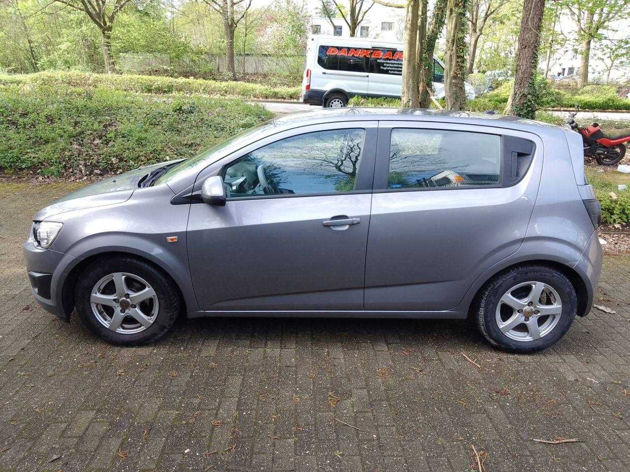 Продам авто Chevrolet Aveo T300