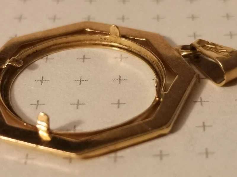 złota zawieszka bezel na monetę, złoto 750, wisior, oprawa
