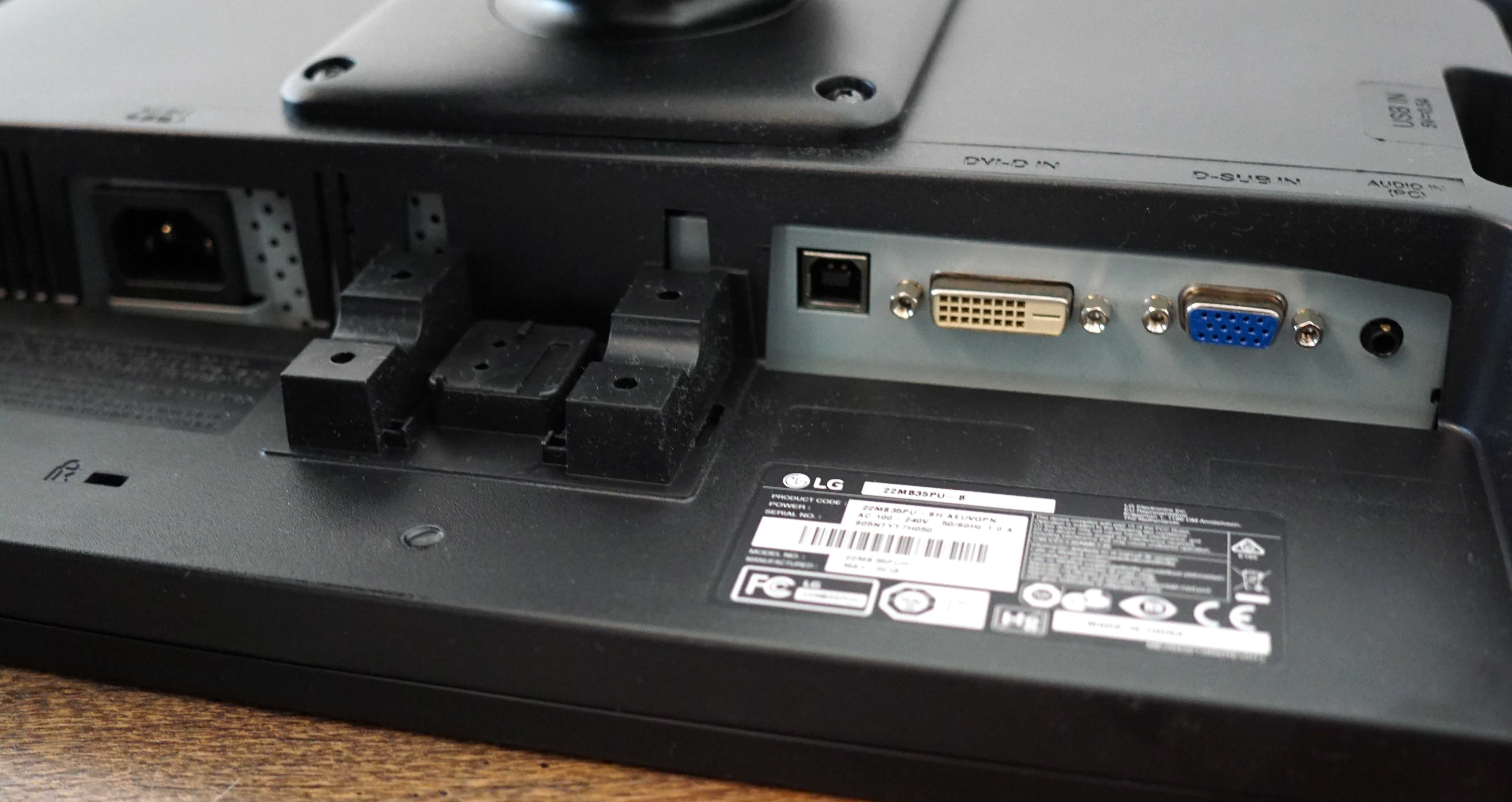 Monitor komputerowy LG  22MB35PU-B Super stan 22 cale HDMI, DVI Tanio