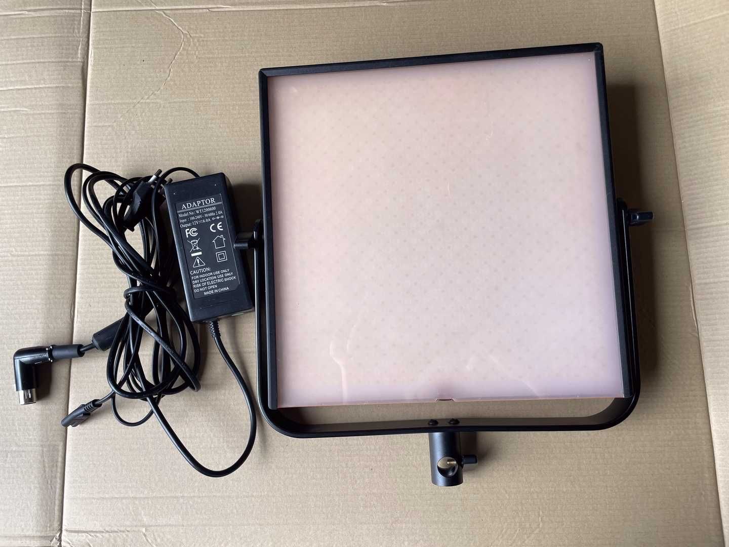 Студийный видеосвет Boling BL-1300P 90W CRI 96+ LED панель