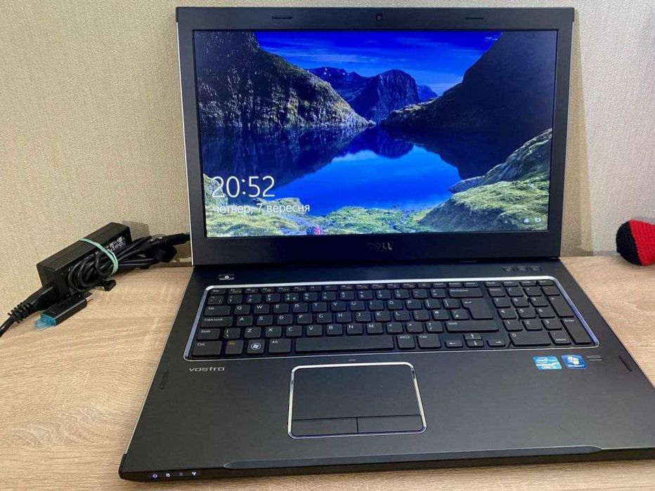 Ноутбук Dell Vostro 3750  Екран 17.3 великий потужний ноут