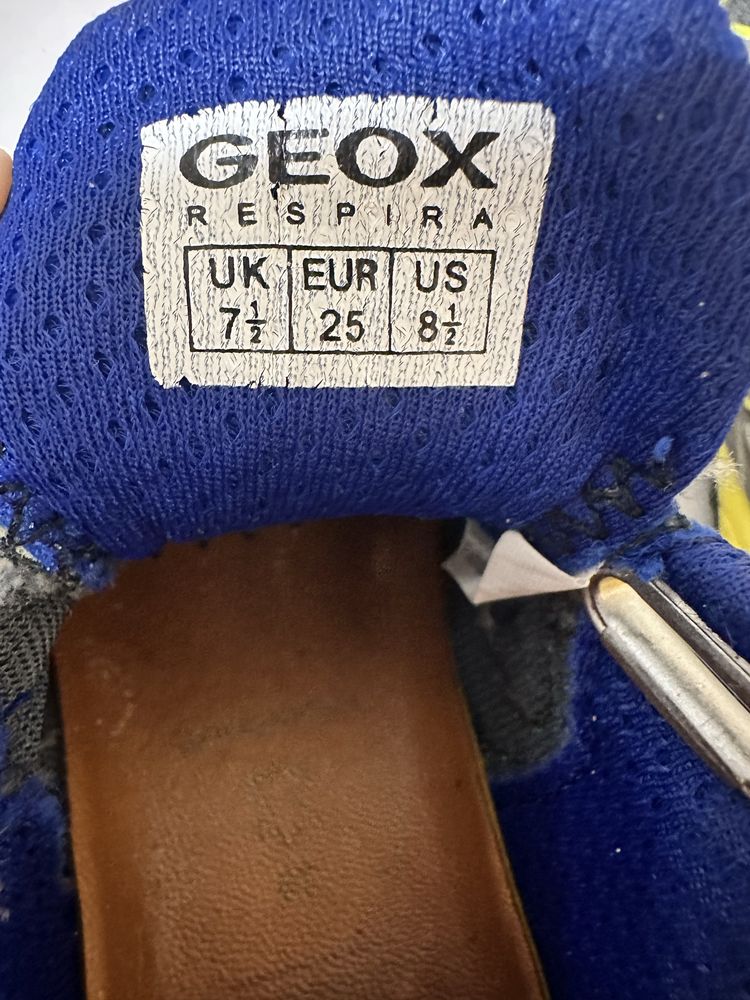 Кросівки Geox 25 розмір