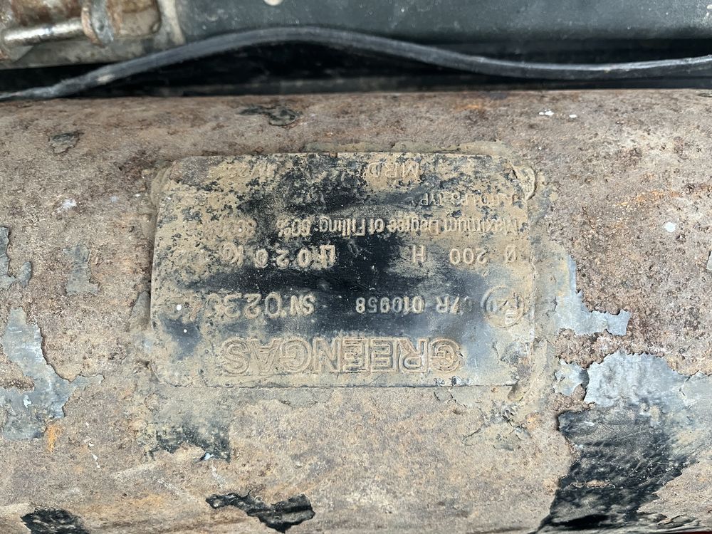 Продам балон гбо 4 на 20 літрів розміри 200на729мм