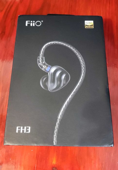 Гібридні IЕM навушники Fiio FH3 / 1DD+2BA / 114дБ / 10–40000Гц / Hi-Fi