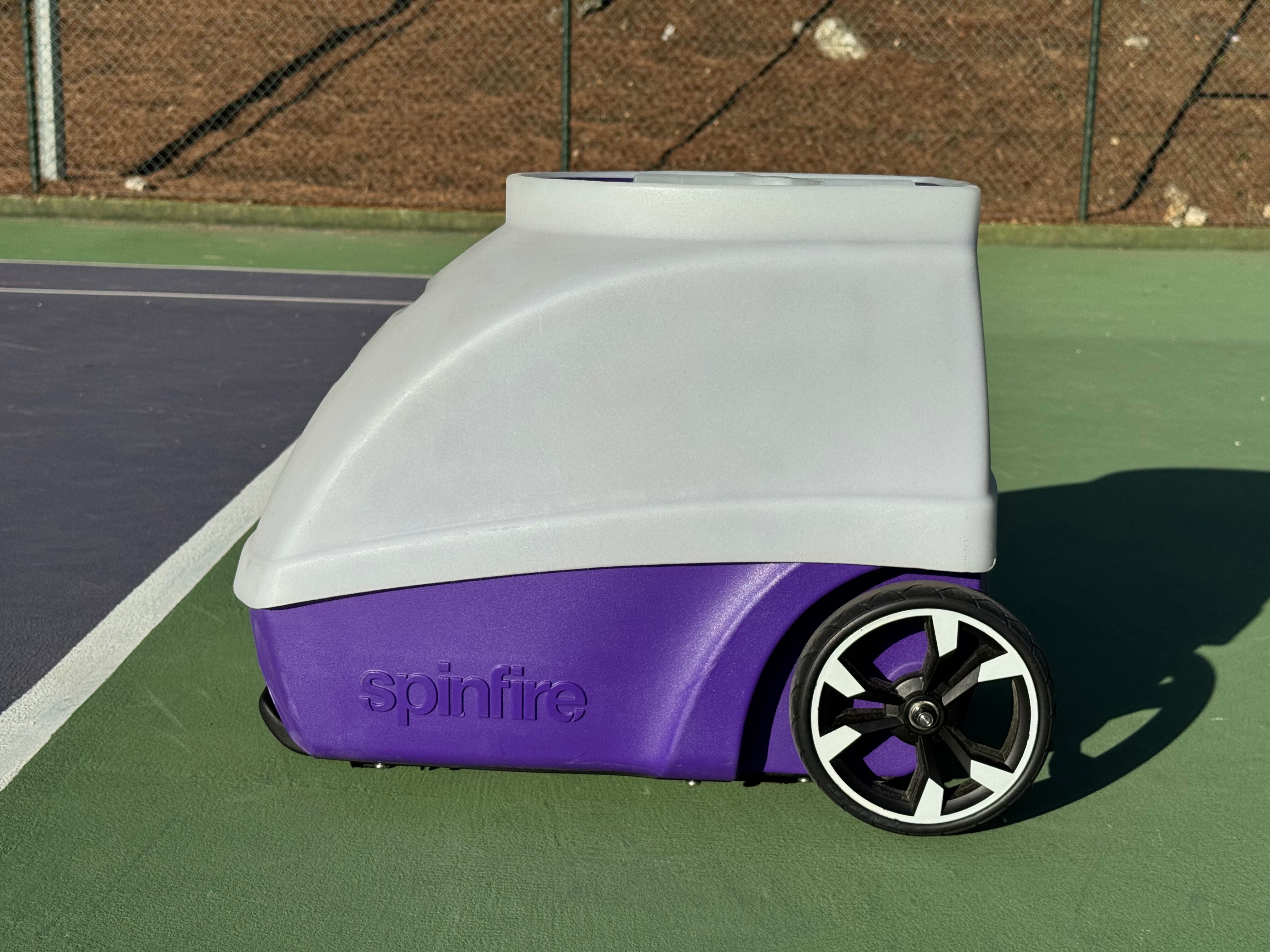 Máquina de Bolas de Ténis / Padel Spinfire Pro 2 – COMO NOVA!