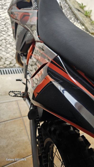 Ktm 300. 2023 como nova raro de se ver