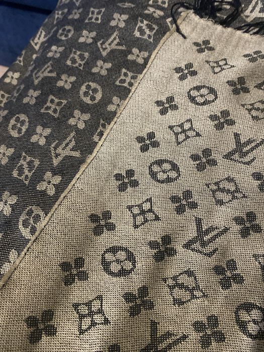 Шарф Луіс Віттон новий