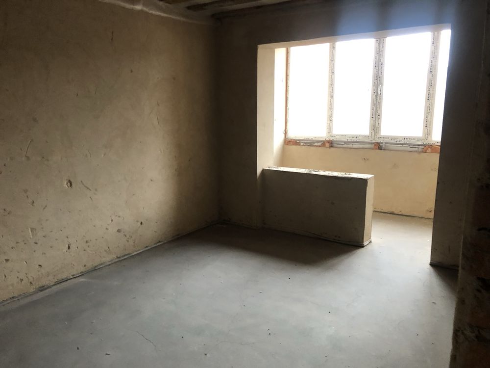 Продам 2 кімнатну квартиру ЖК Молодіжне містечко