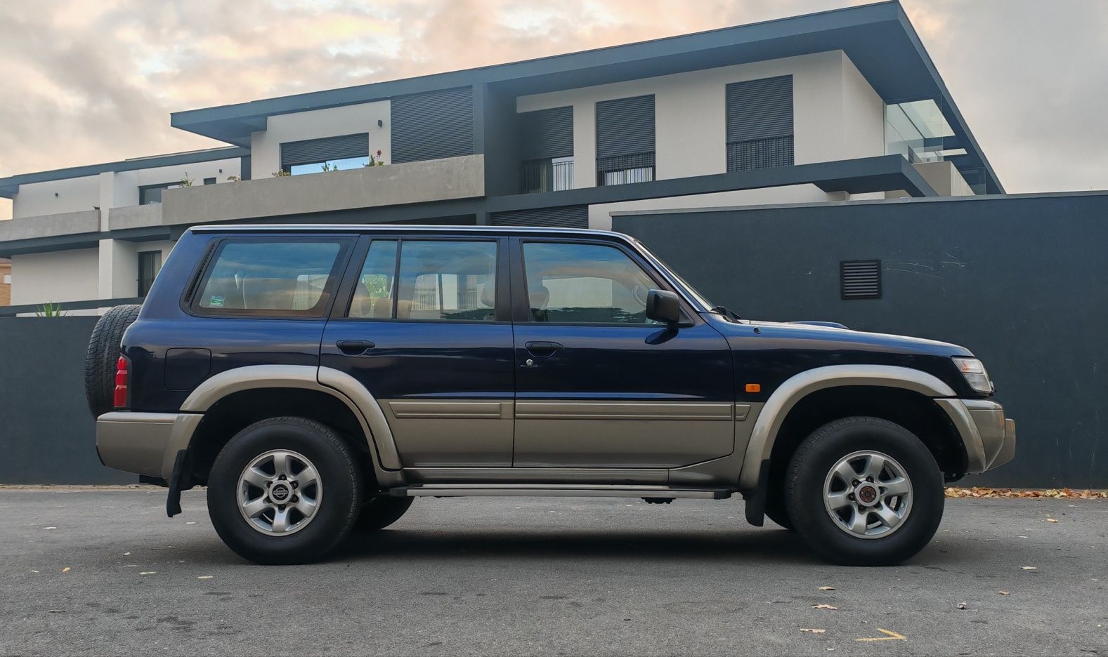 Nissan Patrol GR 3.0 7 lugares
