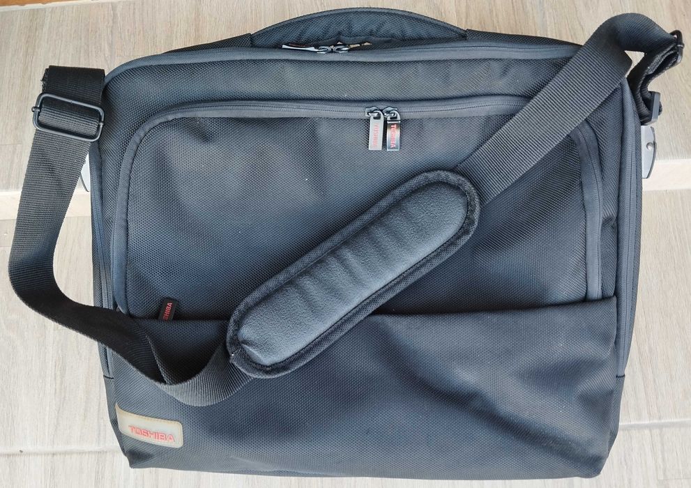Сумка для ноутбука Toshiba 15.4"