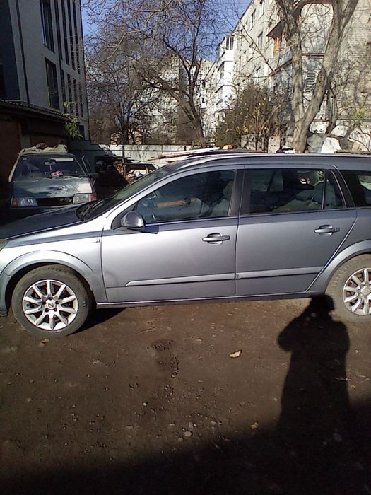 Opel Astra H 2005 (універсал)