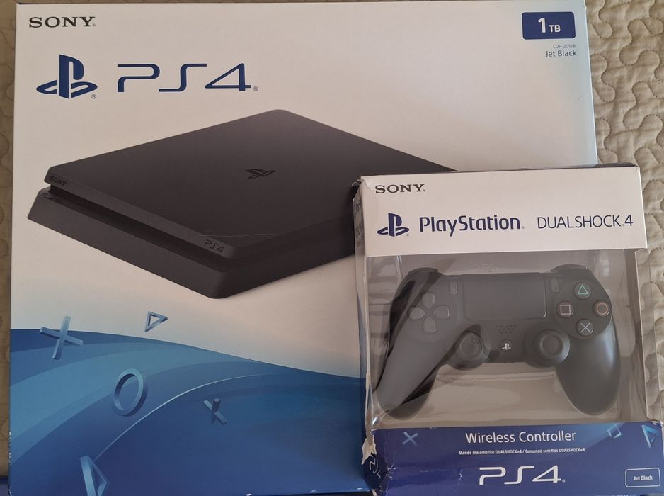 PS4 Slim 1 TB + 20 Jogos
