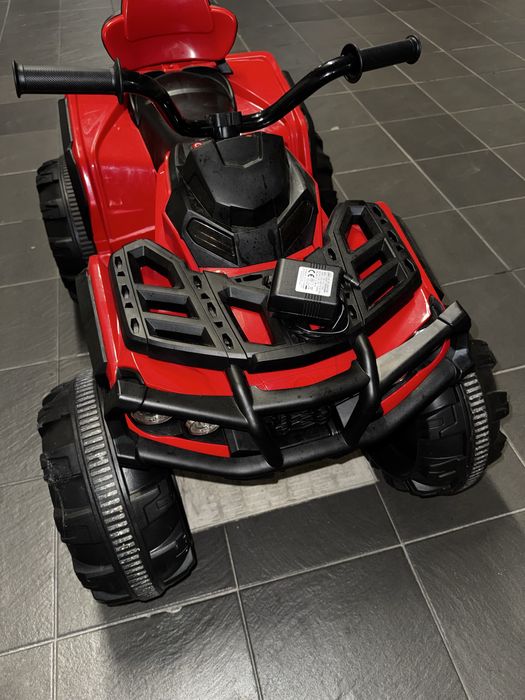 Moto 4 eletrica para criança