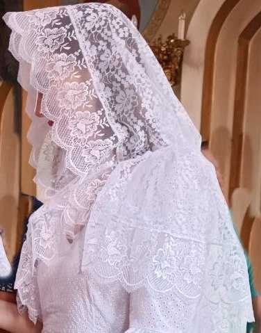 Палантин білосніжний