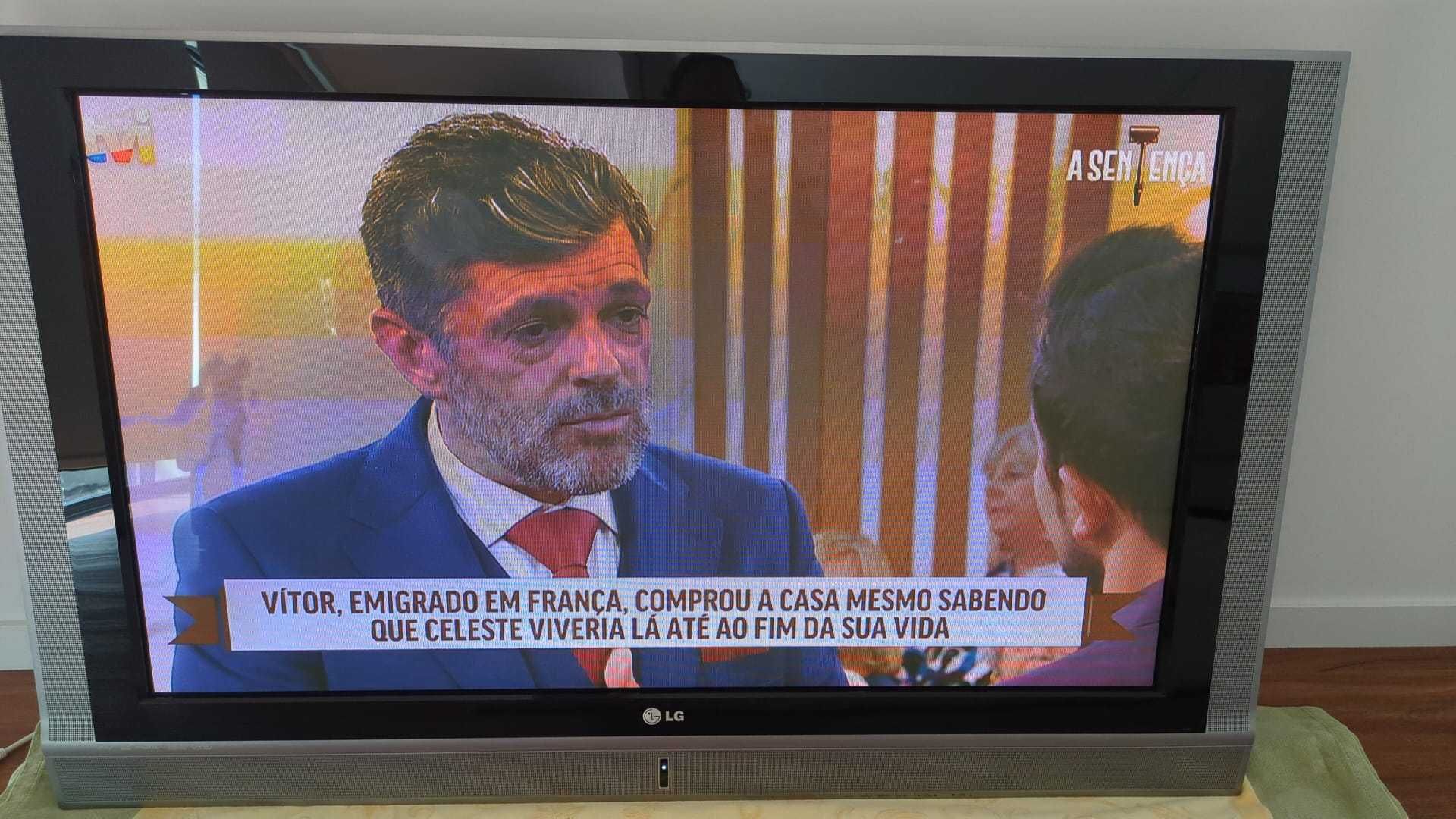 Televisor LG 1m na diagonal.