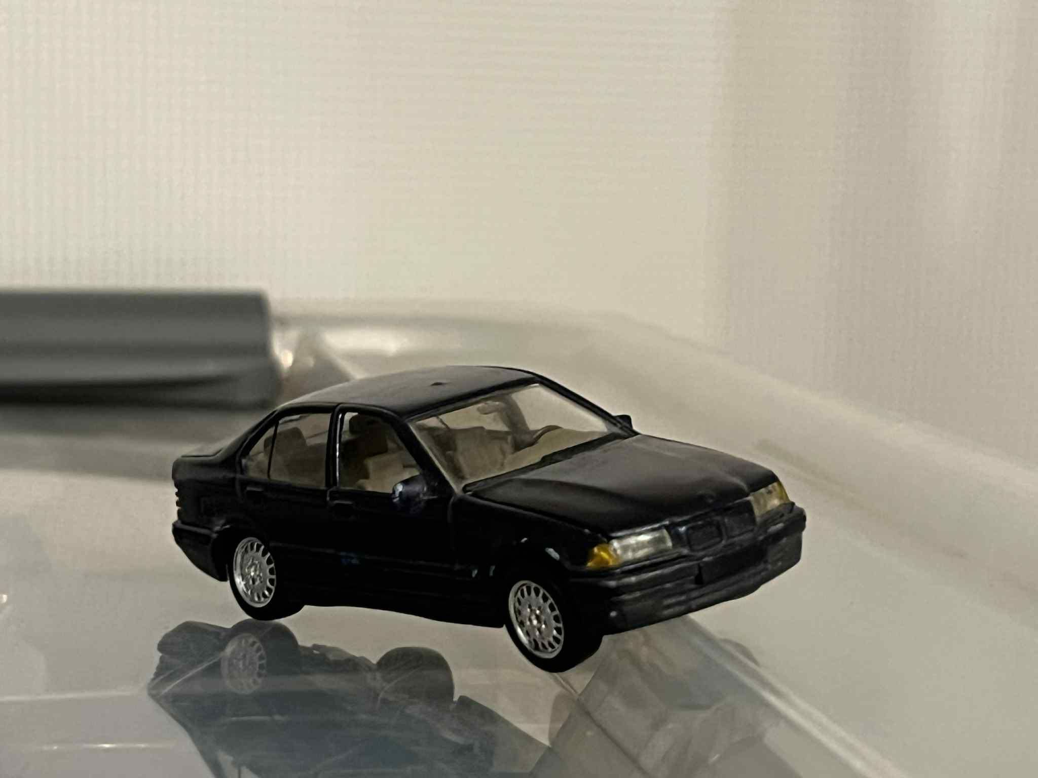 BMW E36 1:43 Solido Model Kolekcjonerski