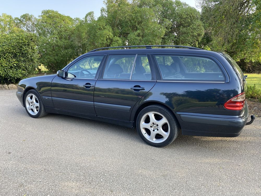 Mercedes E220 cdi Aut. Ano 1999 em excelente estado,