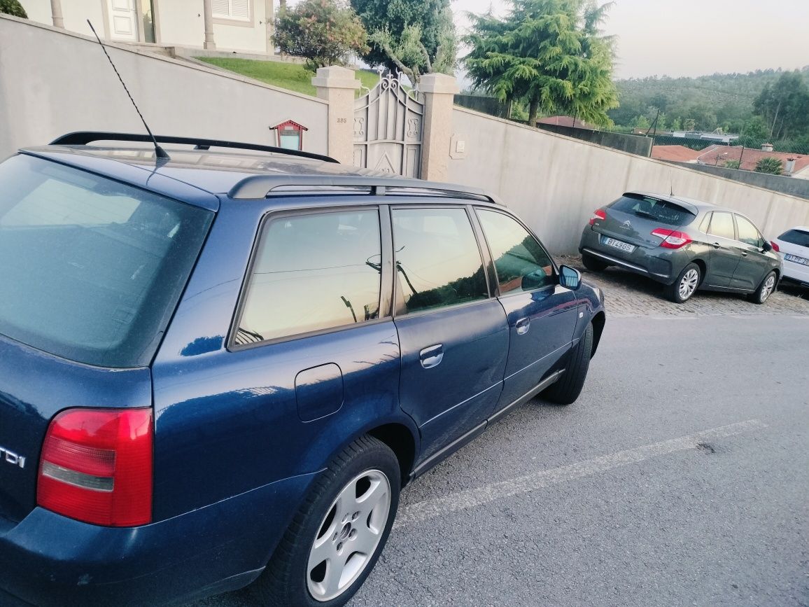 Audi A4 de 99  motor 1.9 TDI boa de mecânica