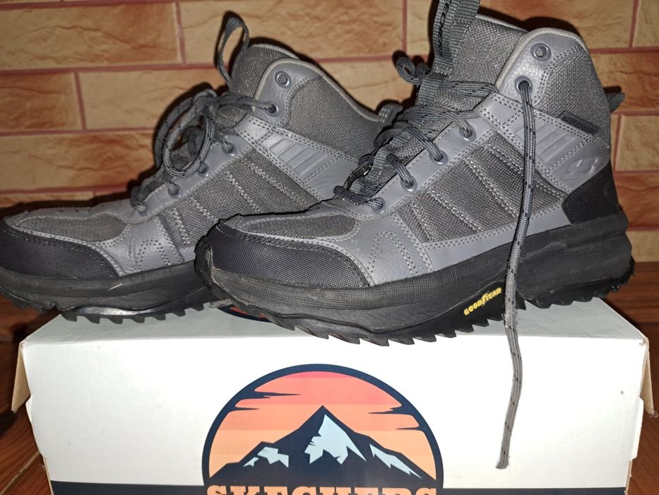 Чоловічі черевики skechers 42 розмір