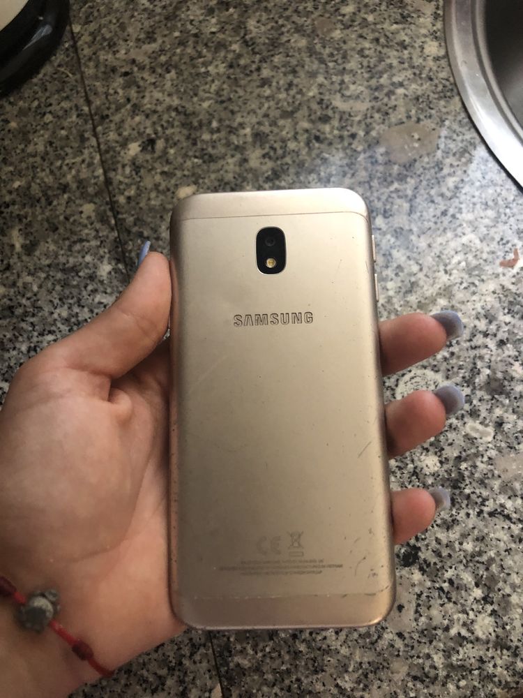 Vendo Samsung J3 para peças!