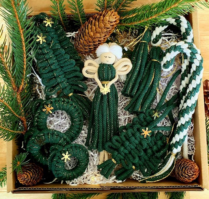 Ręcznie robione ozdoby świąteczne makrama boho - wyprzedaż