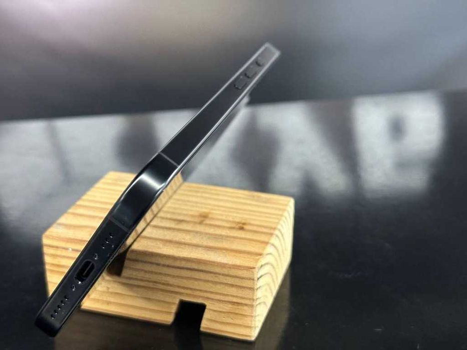 iPhone 16 Pro 1Tb Black Titanium Neverlock