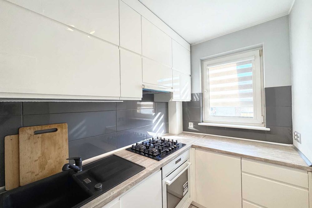 Trzy Pokojowe Mieszkanie obok Wola Park | Metro | Osobna Kuchnia