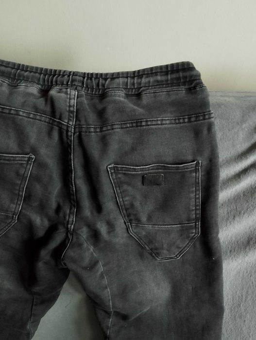 CROPP. Joggery męskie.