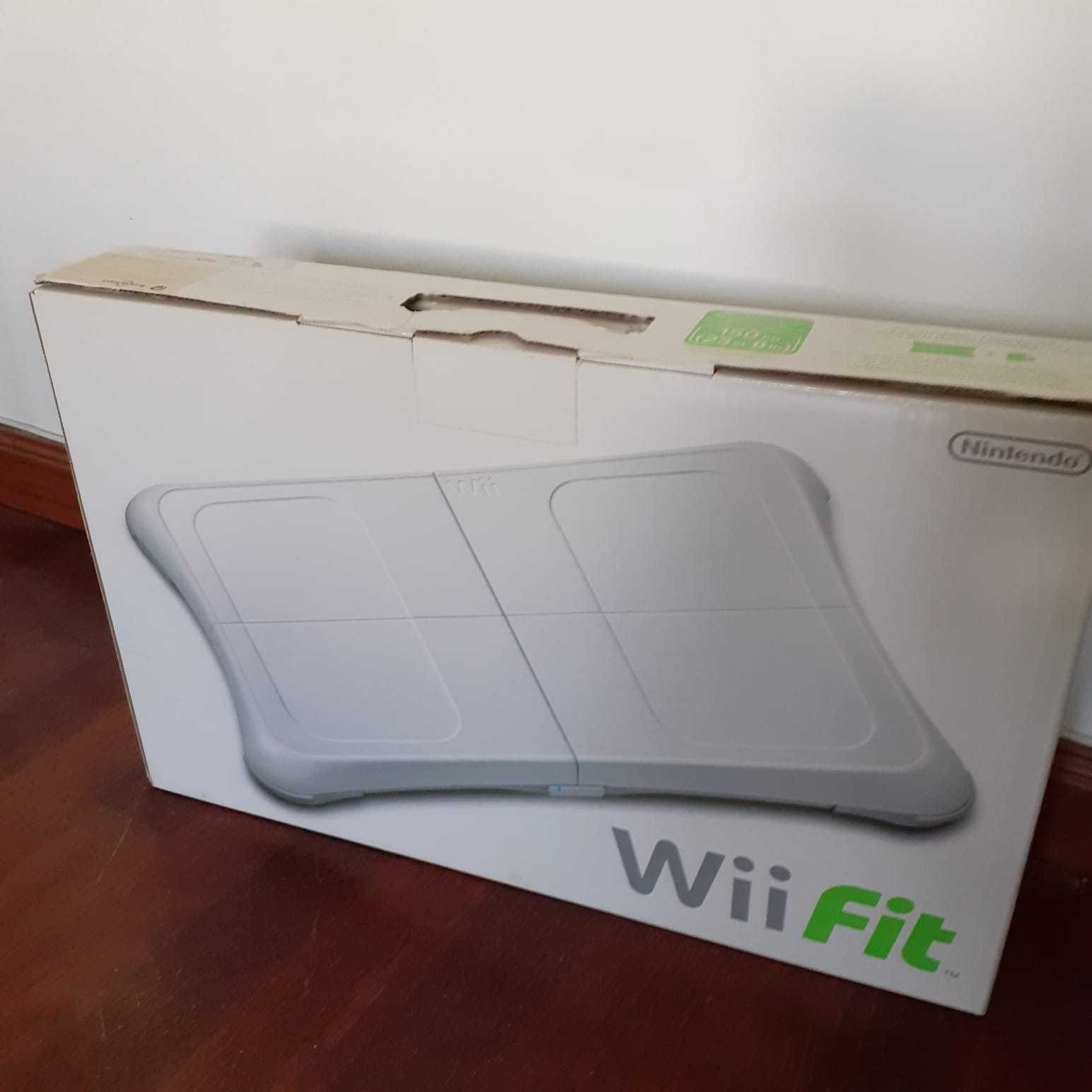 Wii FIT Board + Jogo (Como novo)