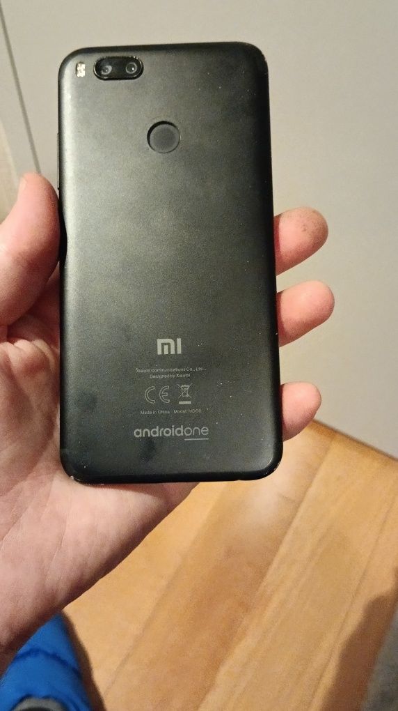 Telemóvel Xiaomi mi A2 (para peças) ecrã partido