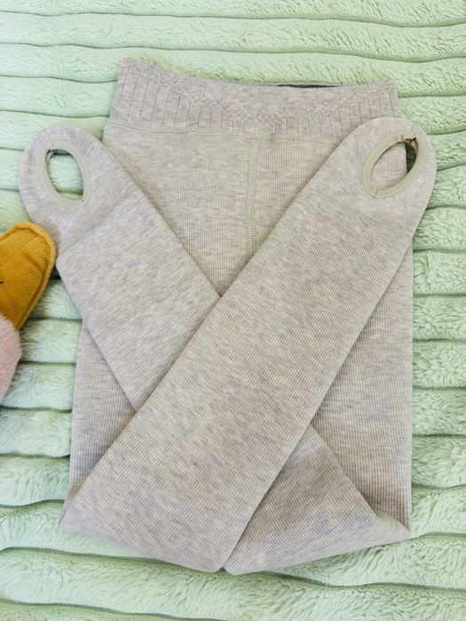 Продам дитячі лосини зі штріпками.