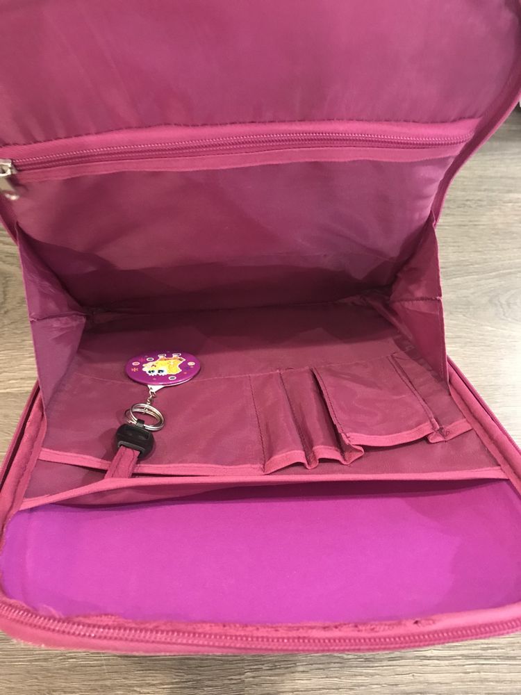 Каркасний портфель фіолетовий з оленем Zibi в хорошому стані