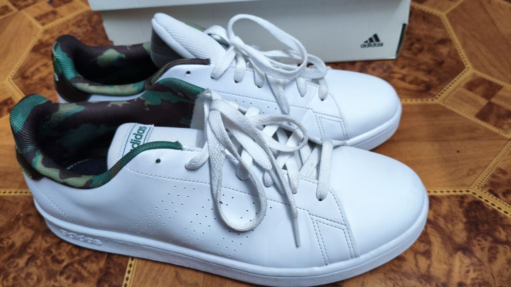 Кроссовки Adidas оригинал (45)