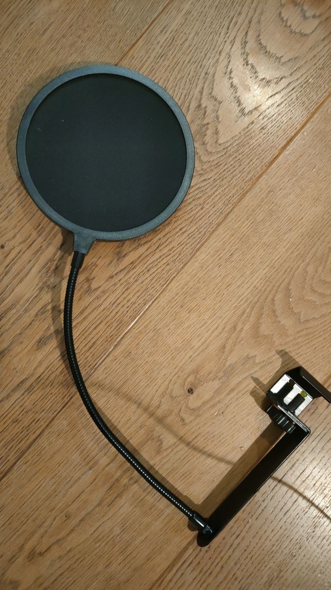 Mikrofon pojemnościowy AKG C3000