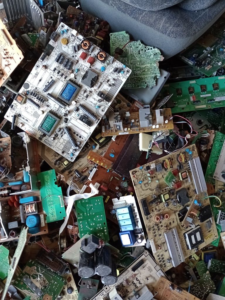 Złom elektroniczny, płytki elektroniczne klasy C, 20 kg.