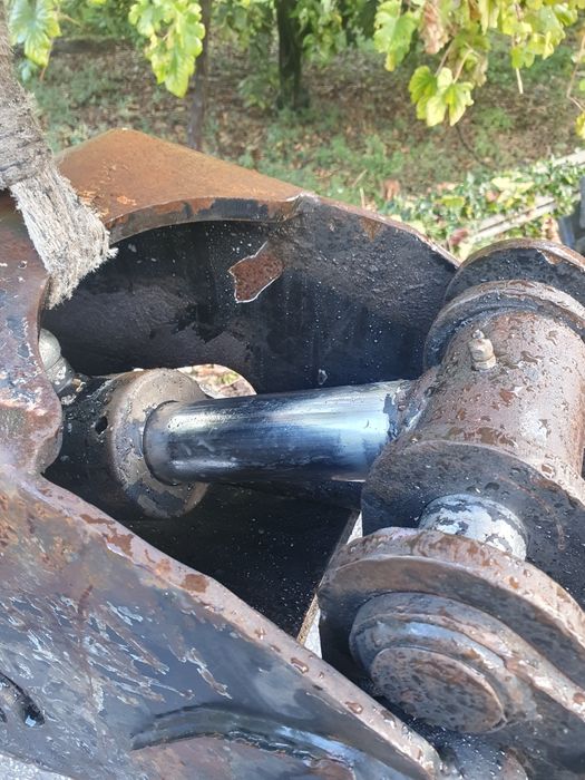 Pinça florestal usada