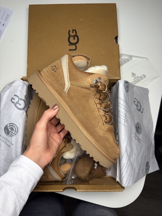 Продам UGG Classic Mini