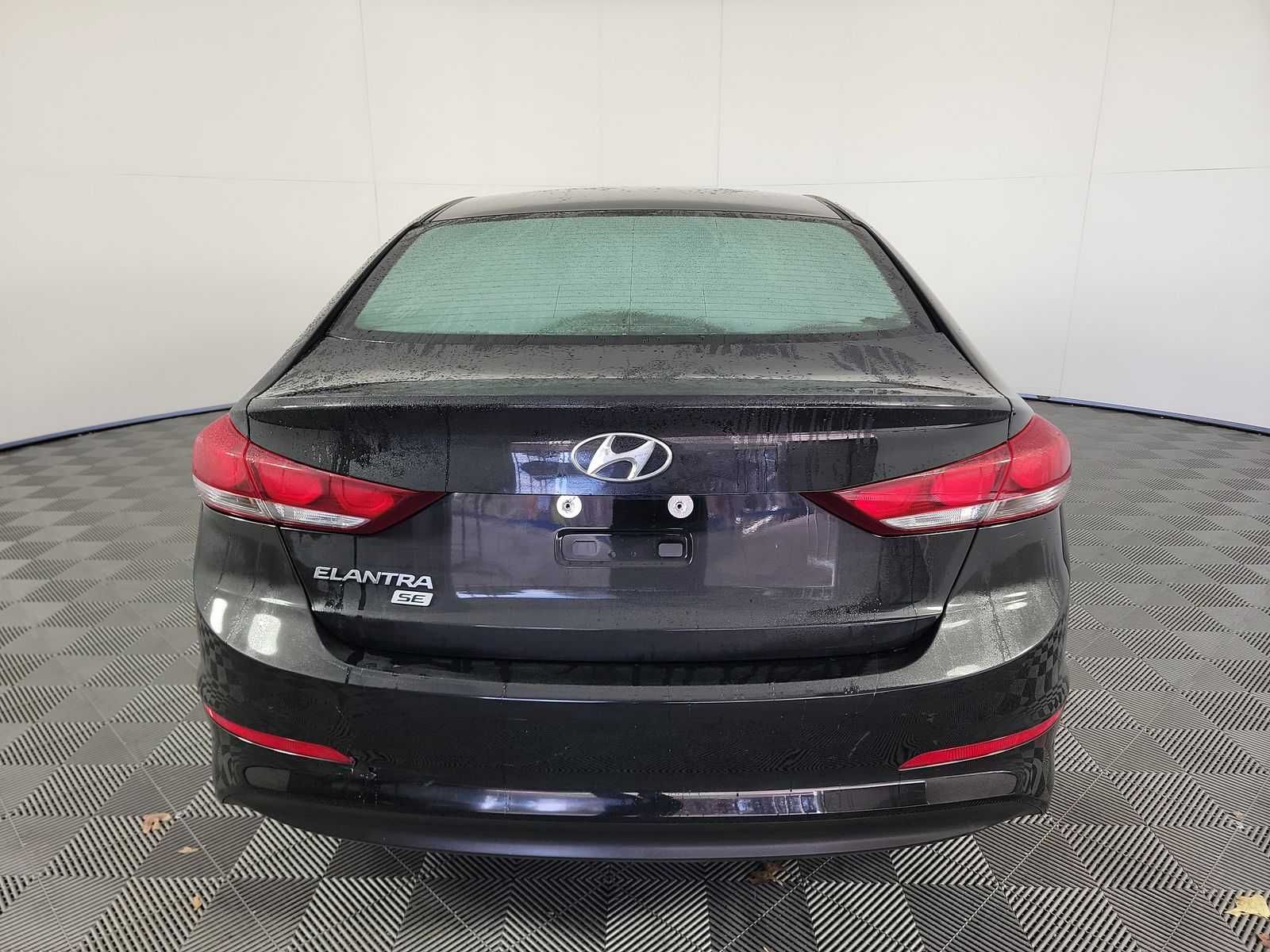 2018 Hyundai Elantra SE