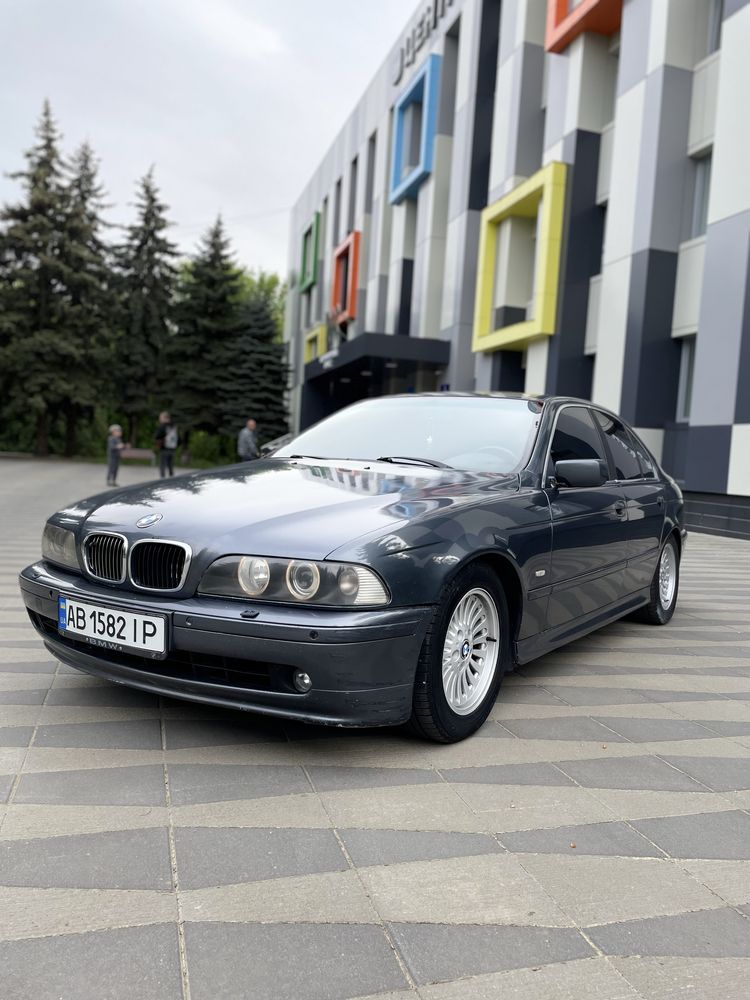 BMW 525I М54 автомат 2.5газ/бенз рестайлінг