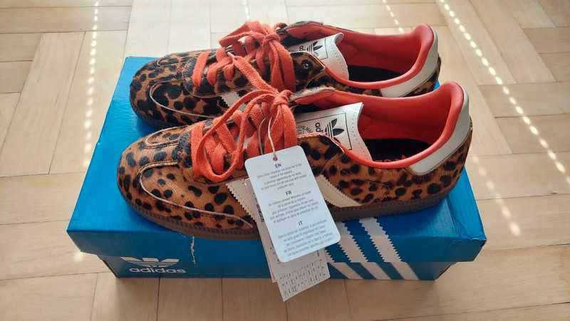 Tanie/Moda//Red_Leopard_i_AAdidas_Sàmba_0G_EU.41