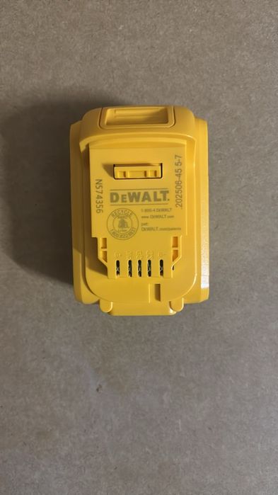 !!!DeWalt 6ah !!!