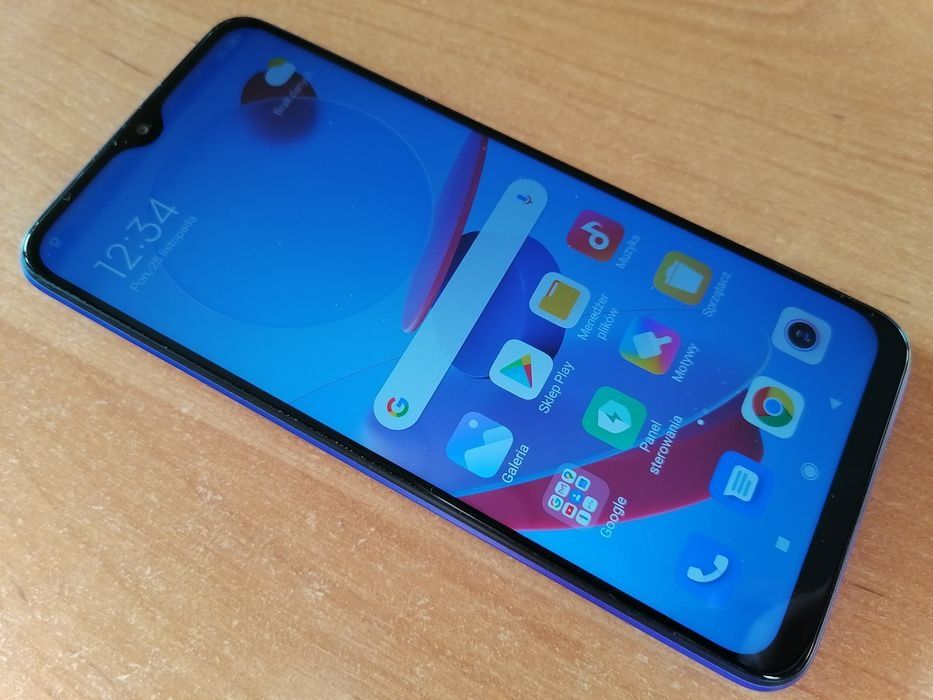 Redmi 9 - Smartfon z Pamięcią 64GB/4GB + 2 x Etui GRATIS